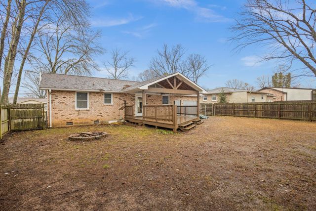 4853 Everest Dr, Old Hickory, TN 37138