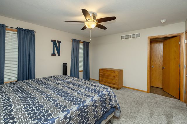 1004 15th Street SE, Bondurant, IA 50035