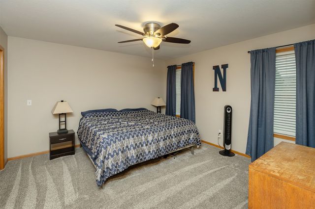 1004 15th Street SE, Bondurant, IA 50035