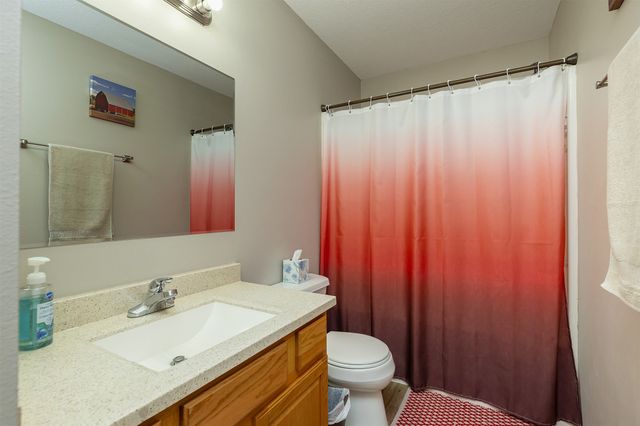 1004 15th Street SE, Bondurant, IA 50035