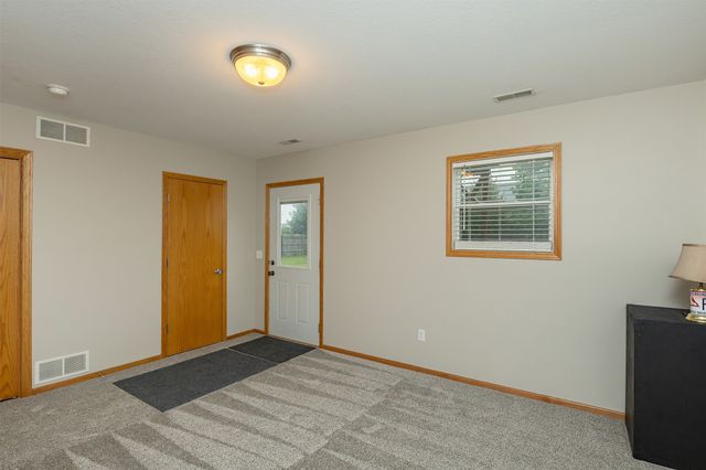 1004 15th Street SE, Bondurant, IA 50035