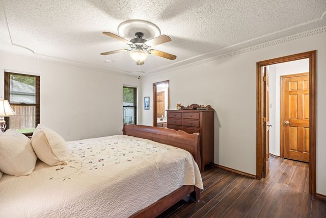 2036 Parkridge Court, Hurst, TX 76054