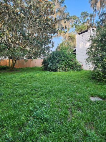 1208 LAKE SHORE BOULEVARD, Tavares, FL 32778