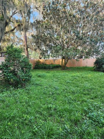 1208 LAKE SHORE BOULEVARD, Tavares, FL 32778