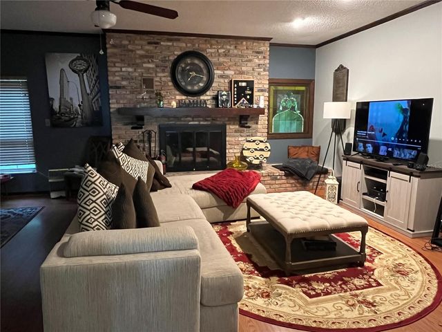 1208 LAKE SHORE BOULEVARD, Tavares, FL 32778