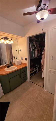 1208 LAKE SHORE BOULEVARD, Tavares, FL 32778