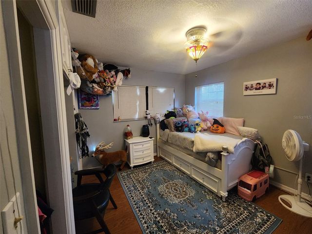 1208 LAKE SHORE BOULEVARD, Tavares, FL 32778