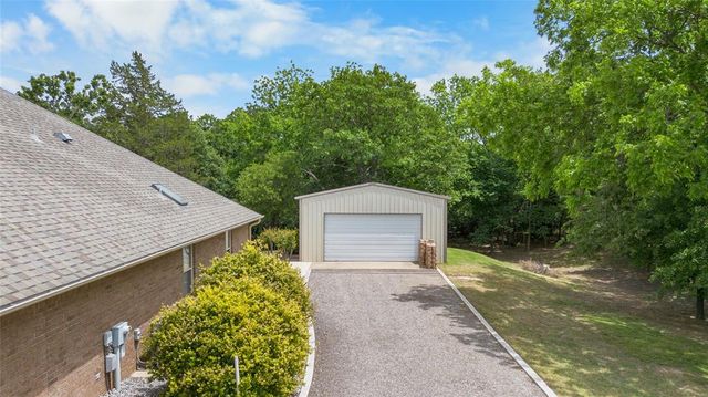 44743 Kingsbury Lane, Shawnee, OK 74801