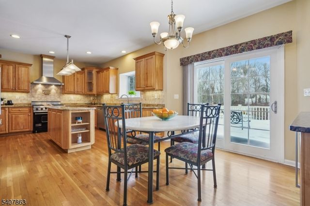 11 Rice Ln, Washington Twp., NJ 07853