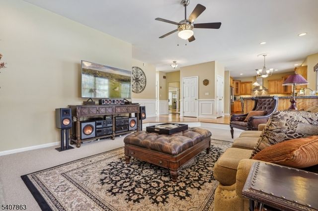 11 Rice Ln, Washington Twp., NJ 07853