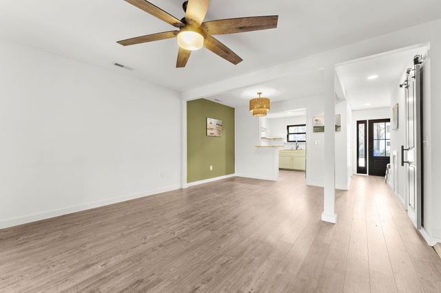 706 Nora Lane, Mount Pleasant, SC 29464