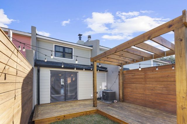 706 Nora Lane, Mount Pleasant, SC 29464