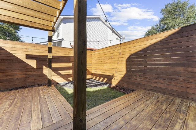 706 Nora Lane, Mount Pleasant, SC 29464