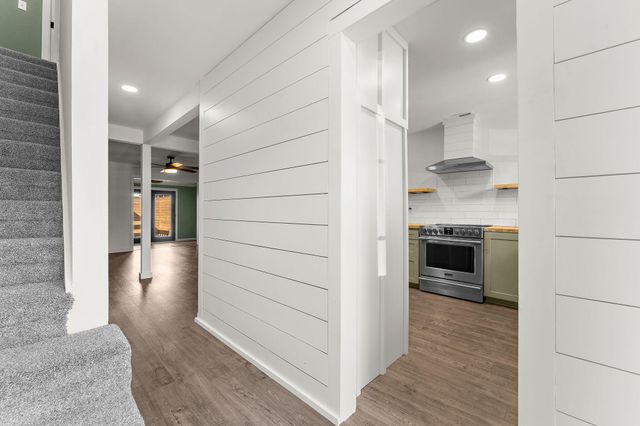 706 Nora Lane, Mount Pleasant, SC 29464