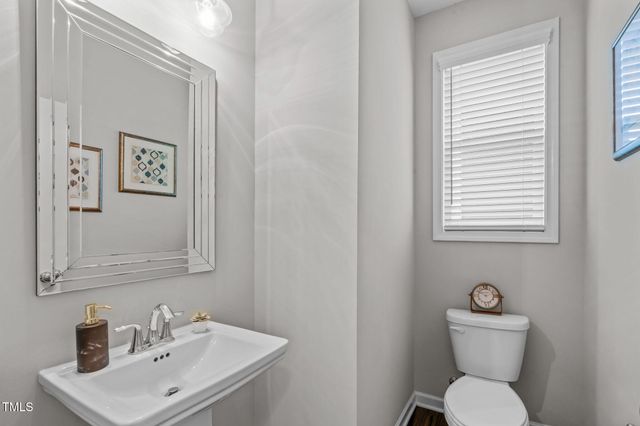 105 Bridge Street, Fuquay Varina, NC 27526