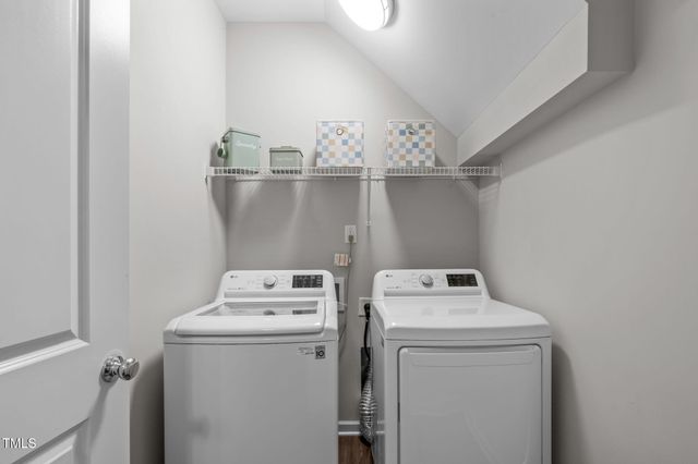 105 Bridge Street, Fuquay Varina, NC 27526