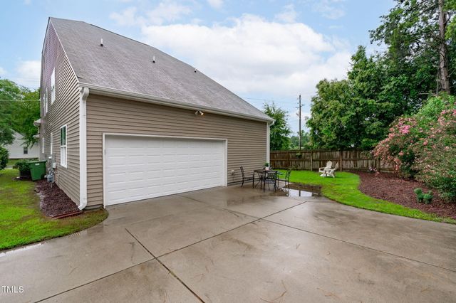 105 Bridge Street, Fuquay Varina, NC 27526