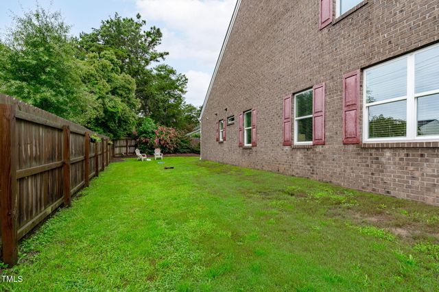 105 Bridge Street, Fuquay Varina, NC 27526