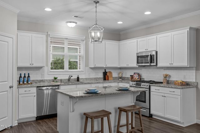 105 Bridge Street, Fuquay Varina, NC 27526