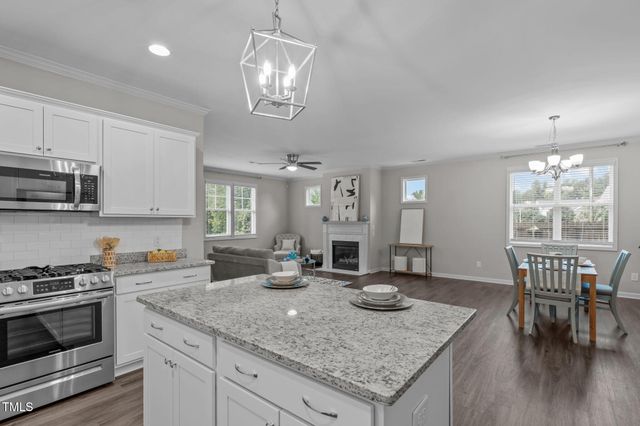 105 Bridge Street, Fuquay Varina, NC 27526