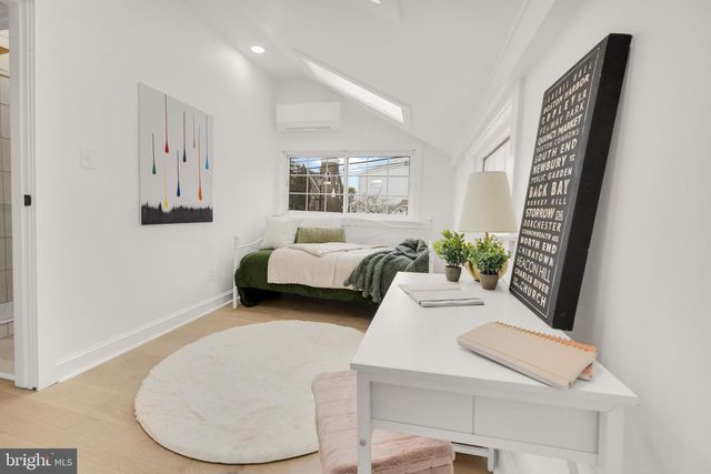 43 N SPRING GARDEN ST, Ambler, PA 19002