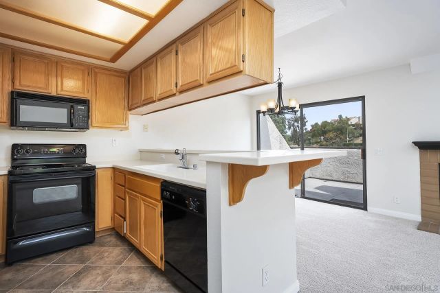 11875 Caminito Ronaldo 205, San Diego, CA 92128