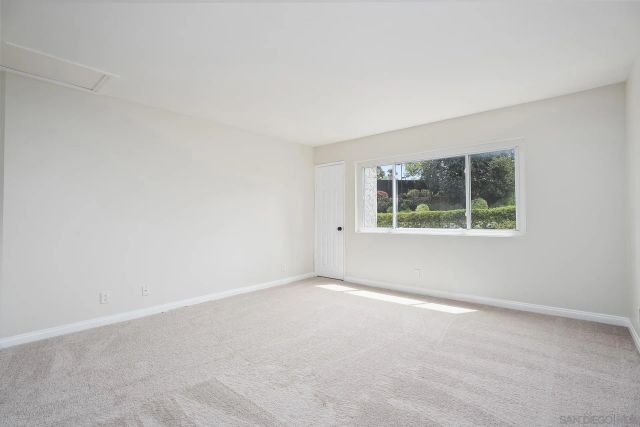 11875 Caminito Ronaldo 205, San Diego, CA 92128