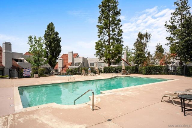 11875 Caminito Ronaldo 205, San Diego, CA 92128