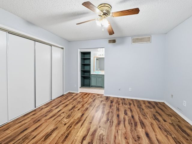 9835 Walnut Street 208, Dallas, TX 75243