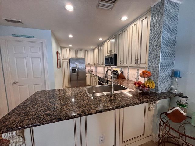 7753 BERGAMO AVENUE, Sarasota, FL 34238