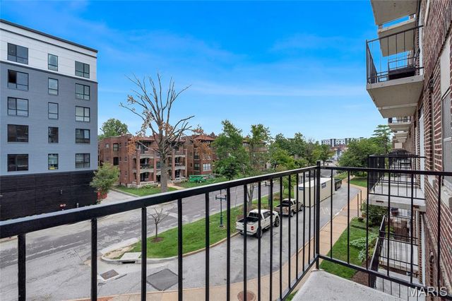 5630 Pershing Avenue 30, St Louis, MO 63112