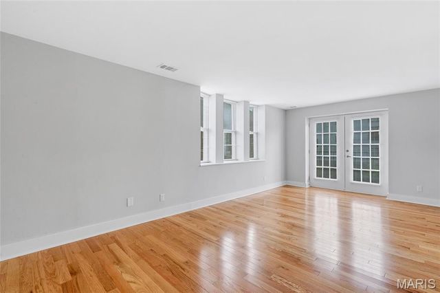 5630 Pershing Avenue 30, St Louis, MO 63112