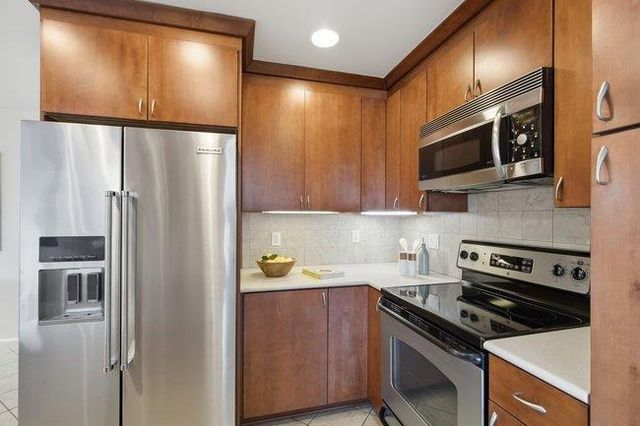 653 Matsonia Drive, Foster City, CA 94404