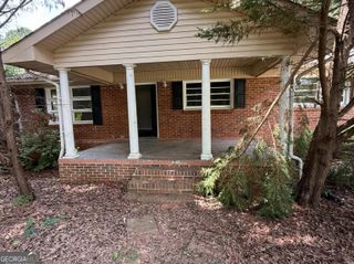 7205 Lakeview Drive SW, Covington, GA 30014