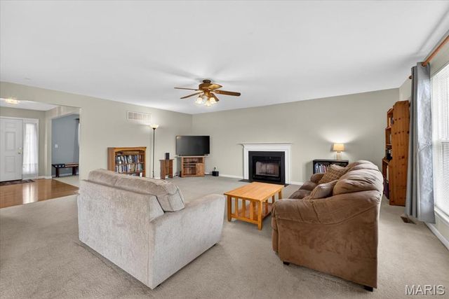 3439 Caton Run Crossing, Shiloh, IL 62221
