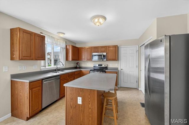 3439 Caton Run Crossing, Shiloh, IL 62221