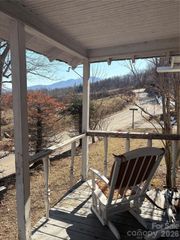 10 Carolina Lane, Burnsville, NC 28714