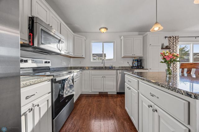 4110 52nd Street S, Fargo, ND 58104