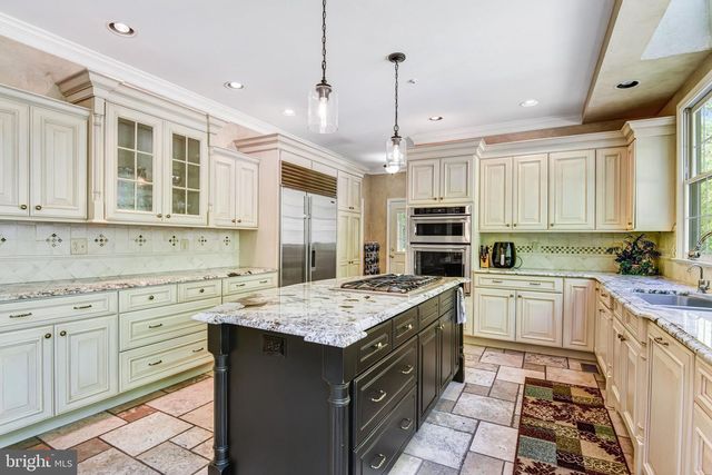 11224 DEVEREUX MANOR LN, Fairfax Station, VA 22039