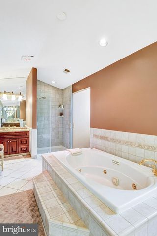 11224 DEVEREUX MANOR LN, Fairfax Station, VA 22039