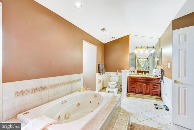 11224 DEVEREUX MANOR LN, Fairfax Station, VA 22039