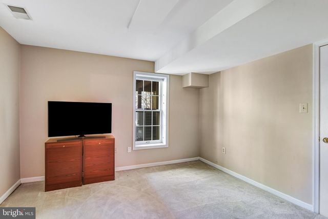 11224 DEVEREUX MANOR LN, Fairfax Station, VA 22039