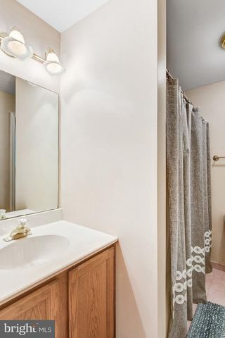 11224 DEVEREUX MANOR LN, Fairfax Station, VA 22039