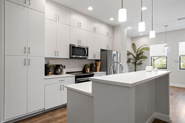 401 N OREGON AVENUE 2, Tampa, FL 33606