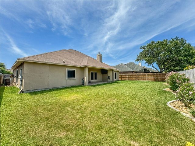 7622 Grenade Dr, Corpus Christi, TX 78414