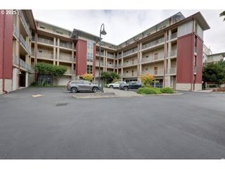 3930 Abbey Ln A210, Astoria, OR 97103