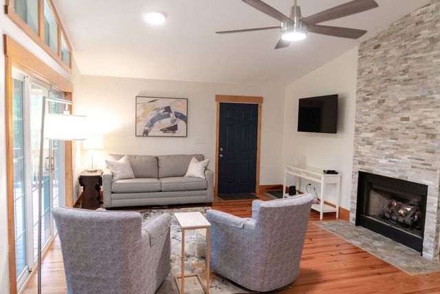 120 Claw Run, Murphy, NC 28906