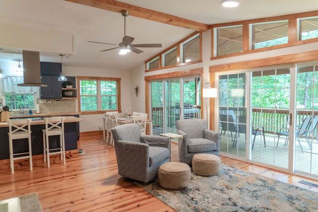 120 Claw Run, Murphy, NC 28906