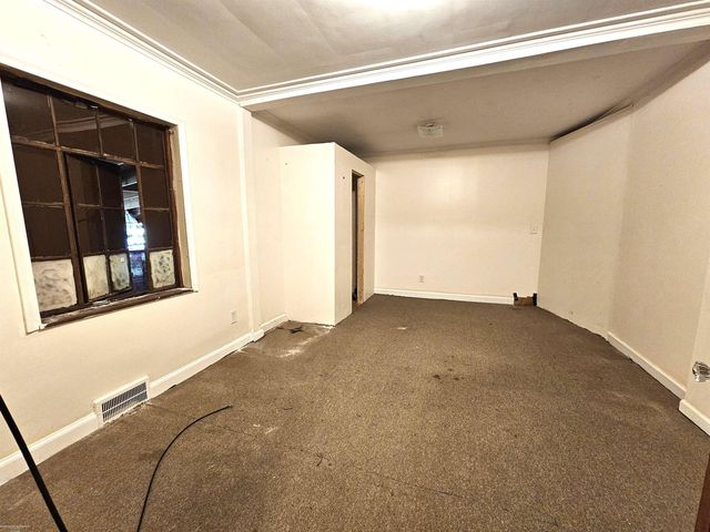 18051 Santa Barbara Drive, Detroit, MI 48221