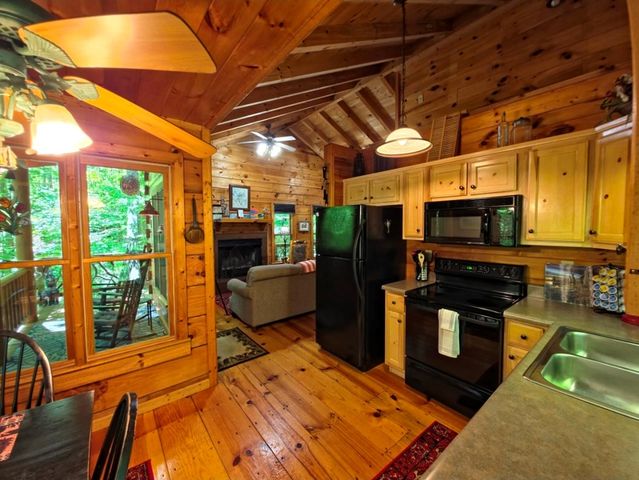 163 Little Rock Creek Trail, Cherry Log, GA 30522